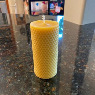 100% Pure Beeswax Pillar Honey Comb Candle